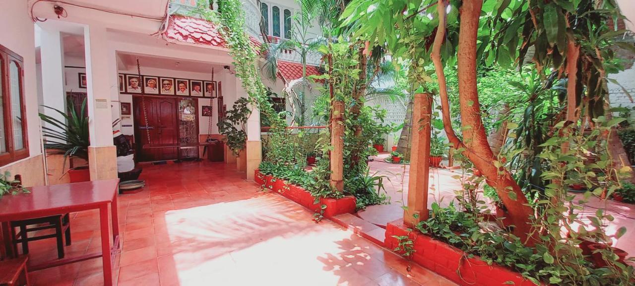 Daphne Hotel マハーバリプラム エクステリア 写真